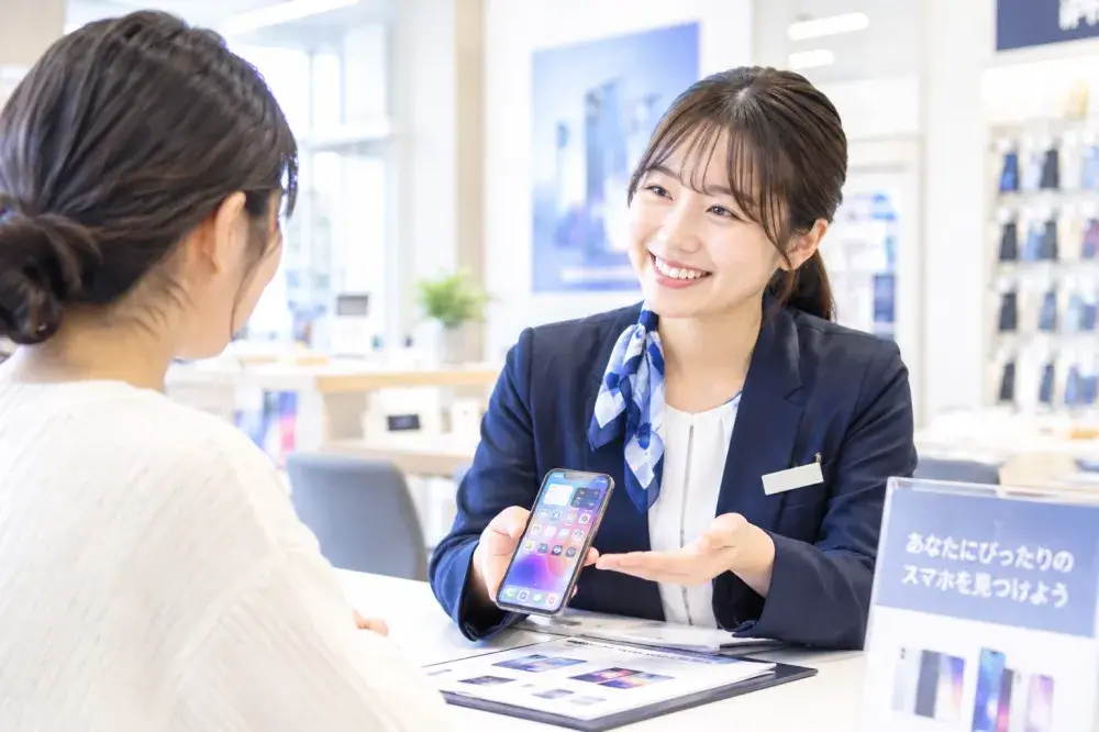 携帯ショップ接客／N2以上・技人国／未経験歓迎の正社員募集